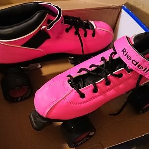 Riedell Dart Roller Skates